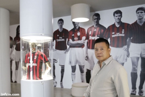 蓝月亮的主场,蓝月亮主唱