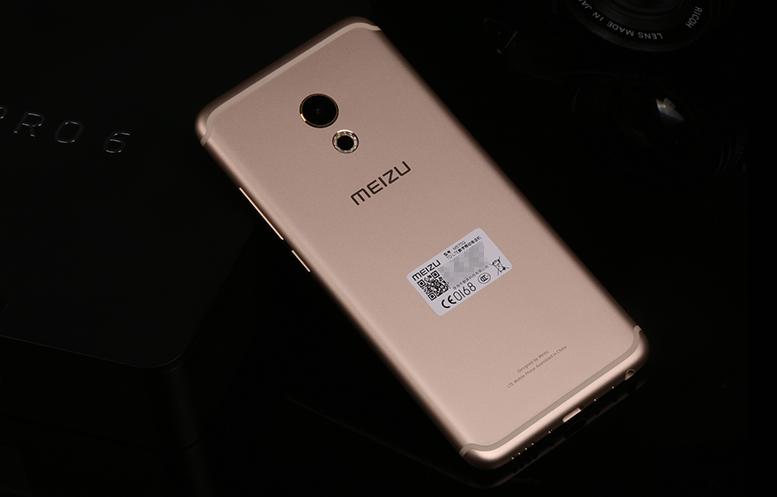 论颜值和手感！苹果三星华为魅族小米的旗舰机谁更值得入手？