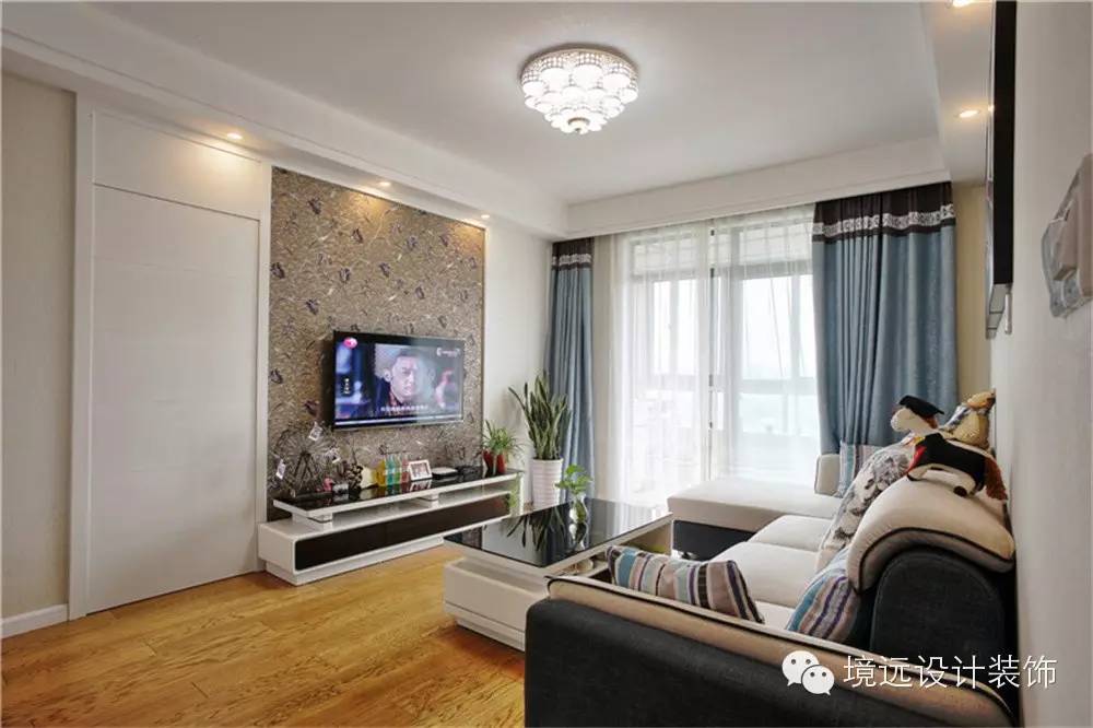 作品赏析:简单地手法,现代的气息——汤臣豪园