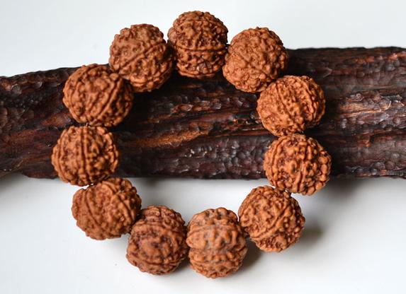 金刚菩提两头色差怎么补,金刚菩提油性黑怎么处理才能变亮