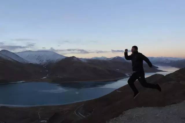 二十几岁环游世界,多大年纪还能环游世界