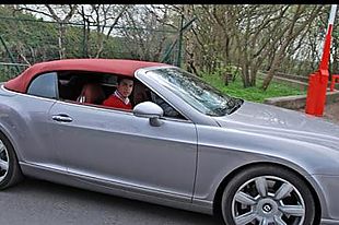 c罗座驾凯迪拉克,c罗的座驾有哪些