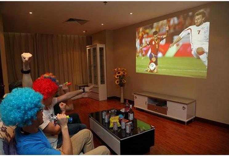 保定的球迷,激情六月,有你有酒还有球!