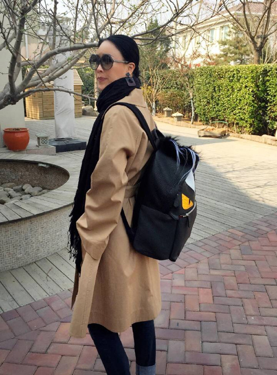 杨幂小糯米买包包,杨幂小宋佳