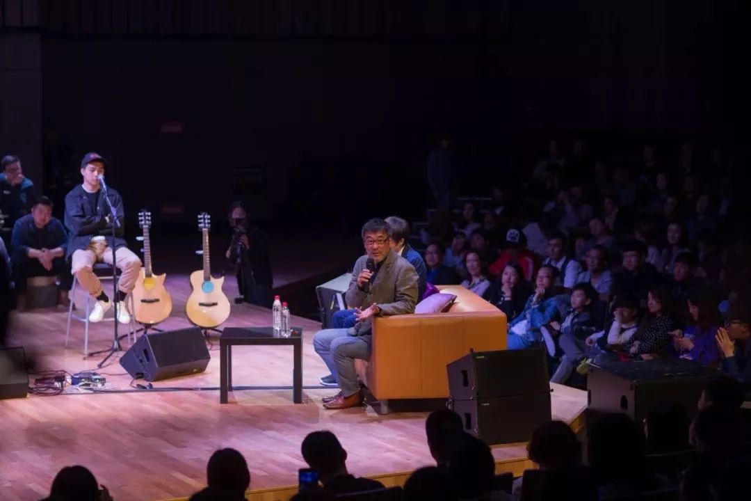 李宗盛年轻时跟现在唱歌对比,李宗盛年轻时的采访