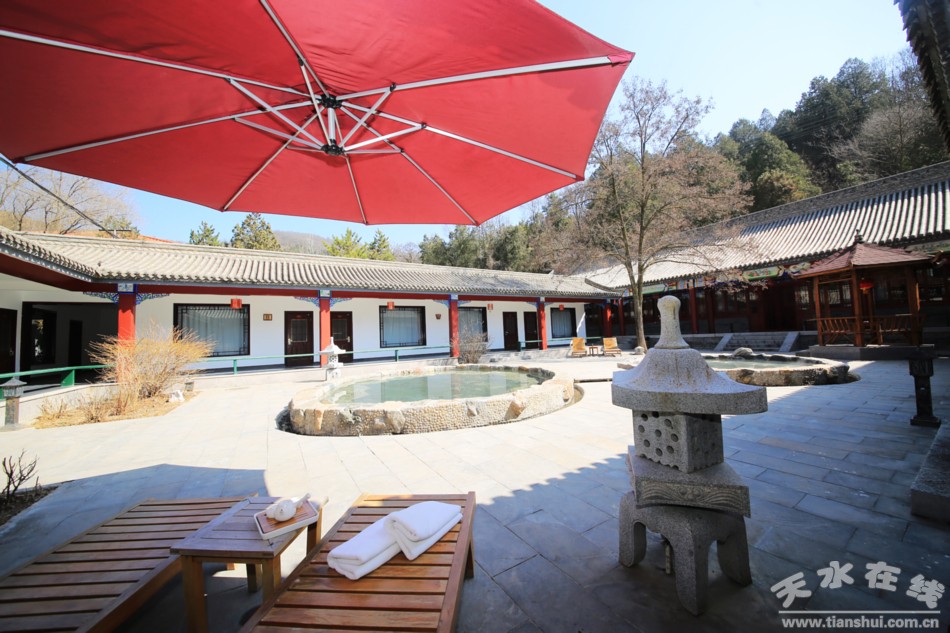 又到花开烂漫时下一句,清明出游来汤峪踏青泡温泉