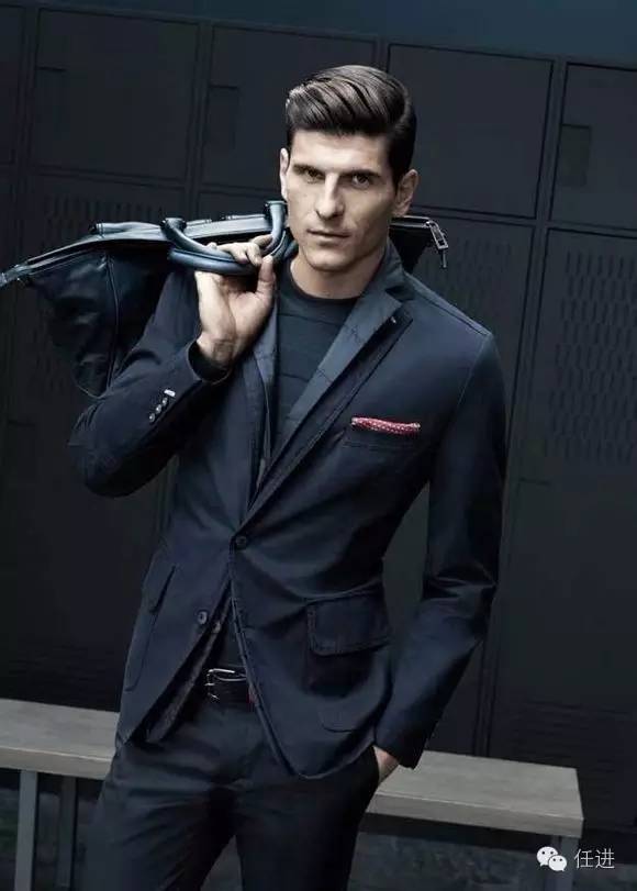 瓒崇悆鍜垖瑙嗛,瓒崇悆鍘熷湴鑸旂悆