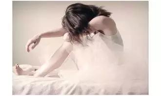 女性经血颜色发黑的五种原因，女生一定要重视！