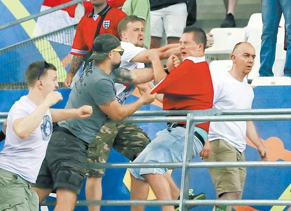 欧洲杯目前小组赛全部战况,欧洲杯赛后总结