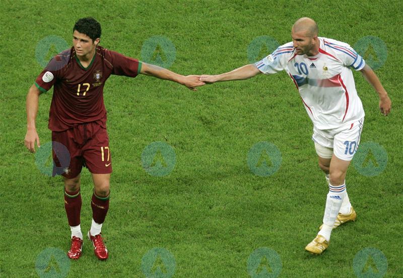 足球鞋nike传奇系列,耐克刺客cr7足球鞋推荐