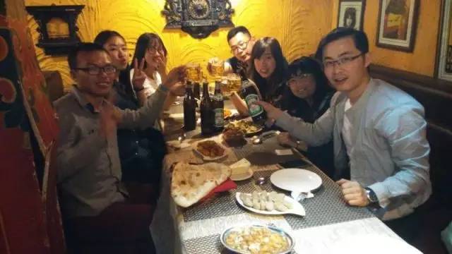 日照有什么好玩的地方,日照金山