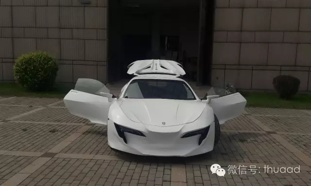 5名本科生，每天只睡6小时，1辆电动轿跑真车，惊艳全场