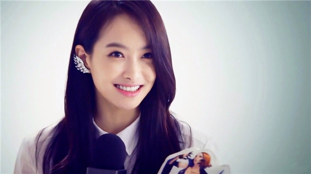 脑门大的露额头显得头大!来学学明星是如何解决的!