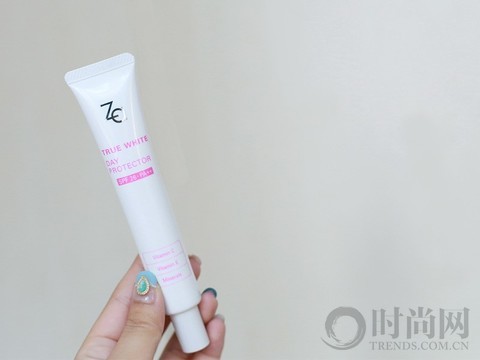 za姬芮新能真皙美白隔离霜4色可选,za姬芮新焕真皙美白隔离霜35g新款