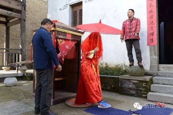 江西赣州信丰新田结婚习俗,广西方田结婚习俗