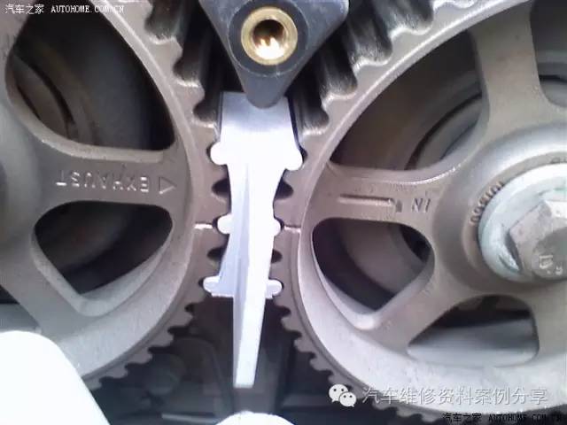 荣威7502.5发动机更换正时皮带视频,不用正时工具怎么对荣威550正时