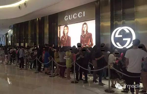 最令人震惊的时尚瞬间,每周时尚要闻回顾