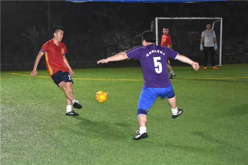 太帅狂风暴雨阻挡不了他们的激情，这场球他们踢得太精彩