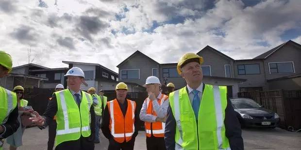 想在城市里买块地建房楼,想在城里买地建房