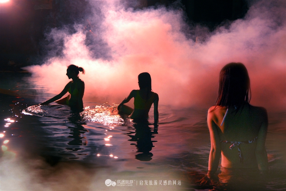 统景温泉附近风景,统景温泉室内温泉