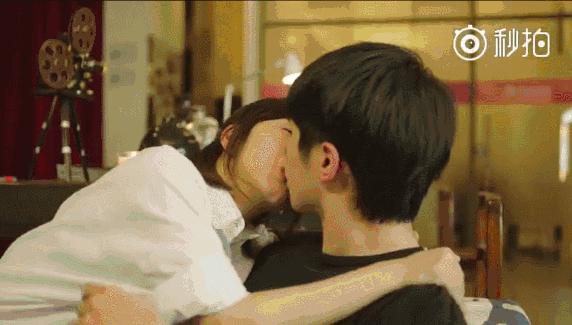 刘昊然初吻谭松韵完整版,谭松韵初吻给了谁刘昊然