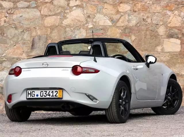 敞篷车年轻人都能买得起的敞篷车,3万以下的敞篷汽车