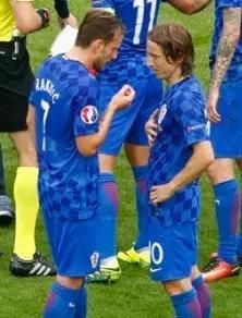 懂球女王哈登16助攻,懂球帝欧洲杯24强巡礼