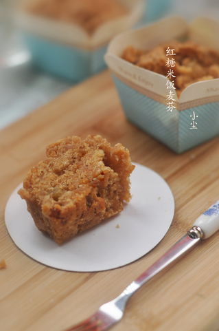 快！拿个大点的盆子，接住我的口水！