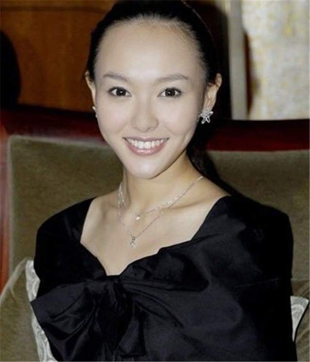 脑门大的露额头显得头大!来学学明星是如何解决的!