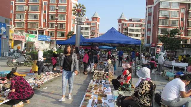 鍗氶泤鐭宠僵,鍗氶泤杞╁灞辩煶