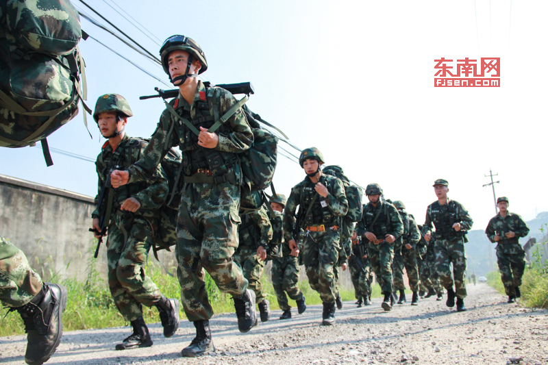 特警魔鬼周极限训练图片,武警江西鹰潭总队魔鬼周训练视频