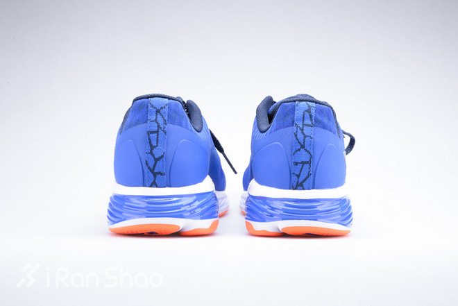 李宁云三代科技减震跑鞋,李宁云3代跑鞋