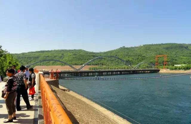 黄河小浪底观瀑节最详尽的吃喝玩乐攻略！错过再等明年！