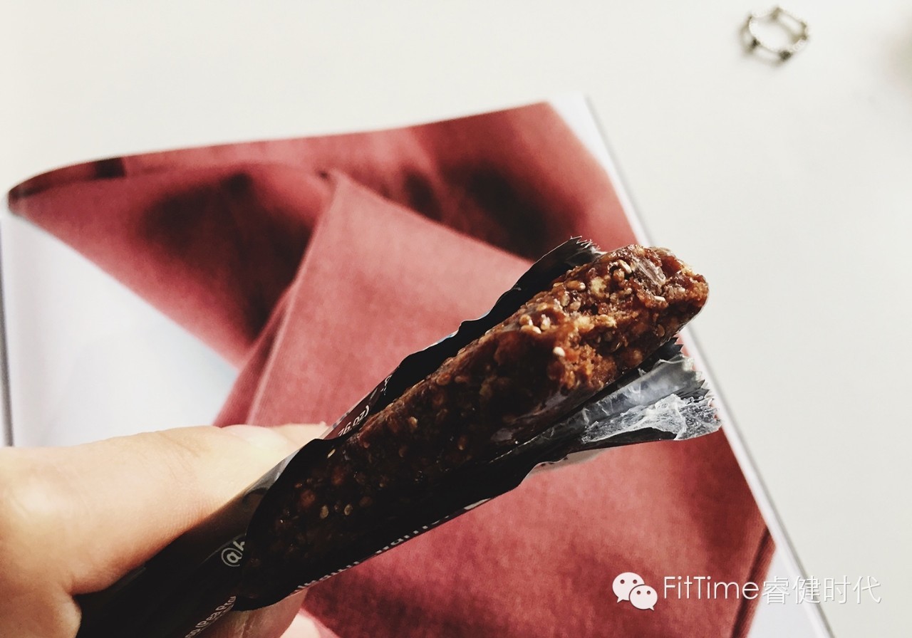 最好吃的蛋白棒测评,吃一周蛋白棒实测