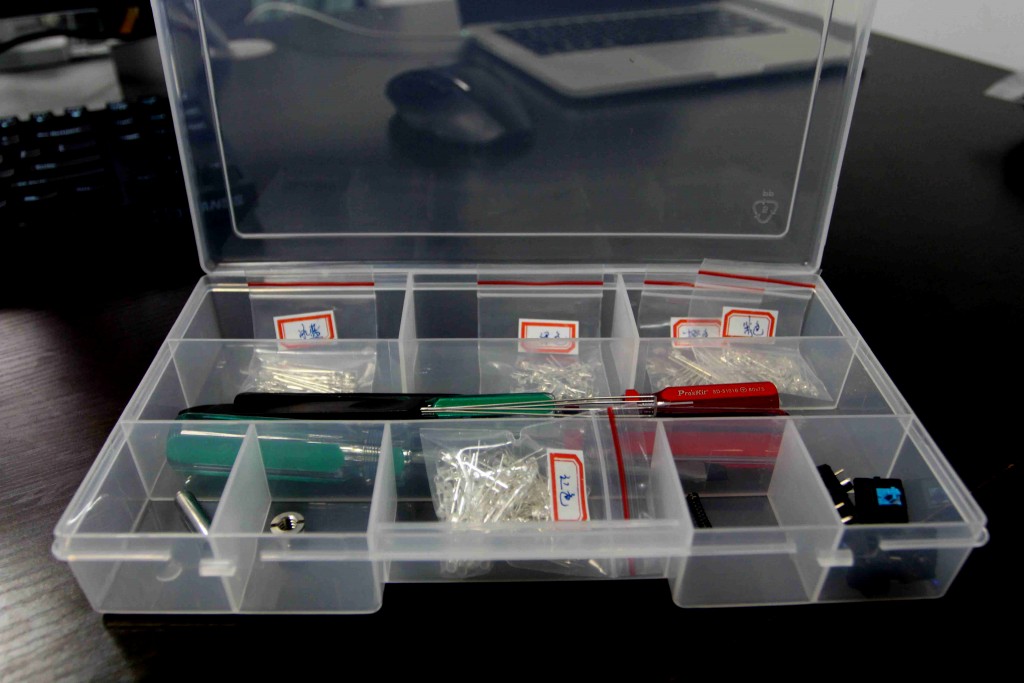 ganss87键盘拆解,ganss键盘青轴