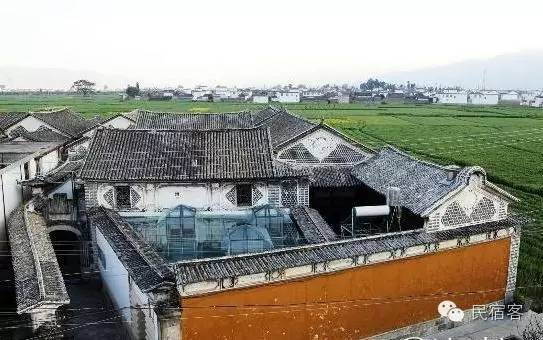 这个歪果仁倾其所有到大理开民宿，竟然成为中国小型度假酒店NO.1