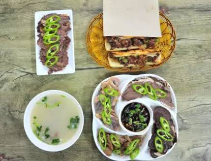 哈尔滨驴肉火烧视频,哈尔滨好吃的驴肉火烧店