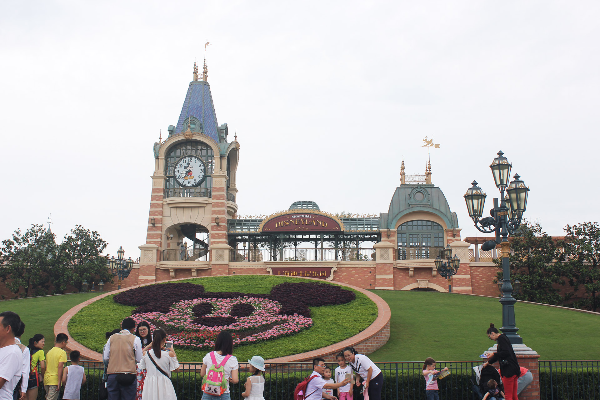 上海迪士尼好玩吗值得去吗,上海迪士尼一整天游玩攻略