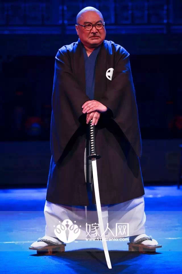 包头“凤祥楼”的女人们放点图给大家解解馋