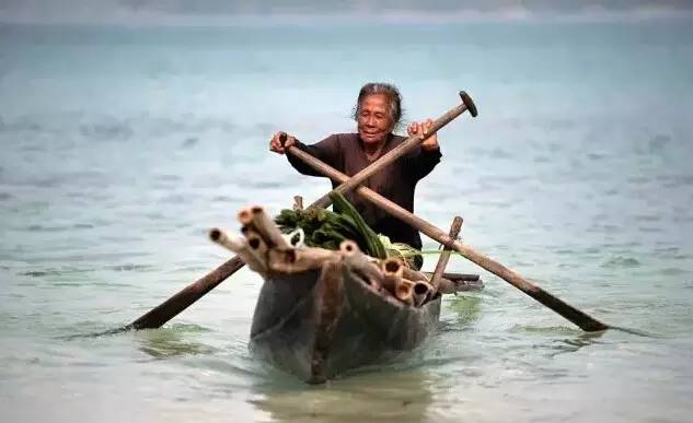 虽然你穷但是什么都懂,虽然你穷但是我爱你