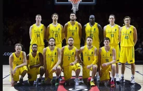 中国男篮奥运会五人,中国男篮在死亡之组打进八强