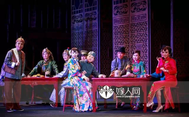 包头“凤祥楼”的女人们放点图给大家解解馋