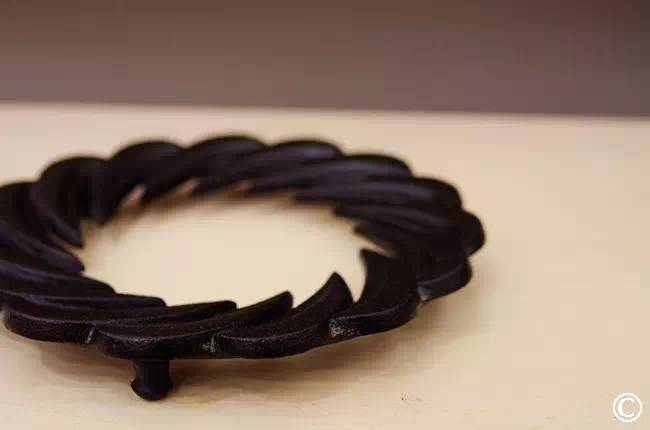 他在山洞隐居40年,他在山中隐居30年