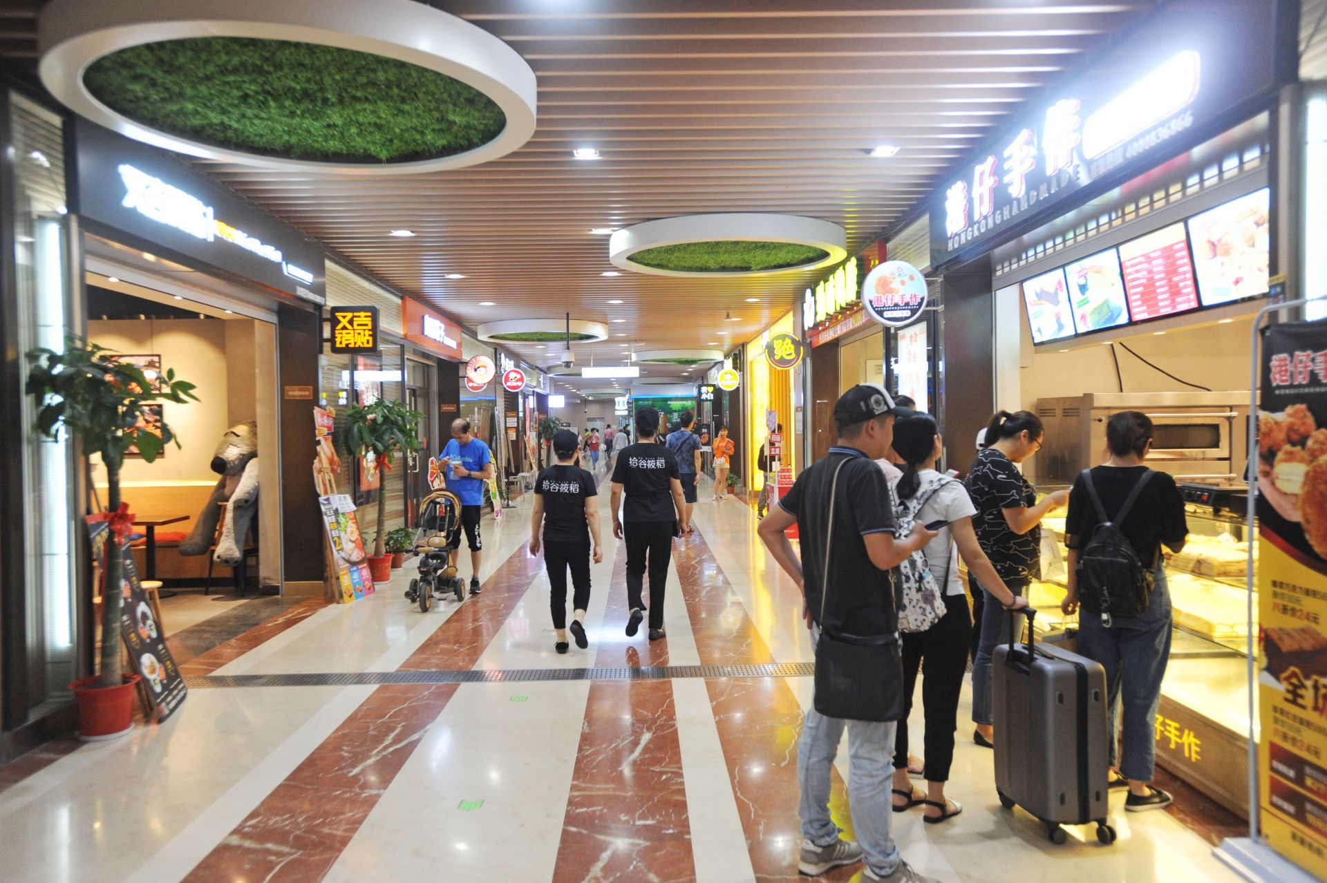 武汉地铁站附近有哪些商业街,武汉地铁商业街哪里热闹