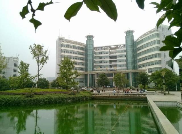 暑假别乱跑,长沙高校游玩攻略最新