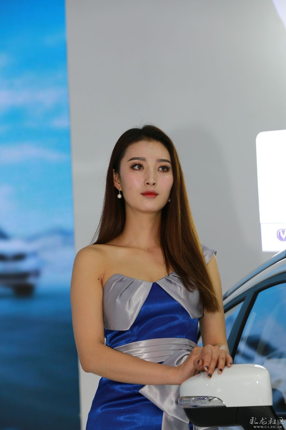 深圳会展中心2023车展车模,车展品质升级