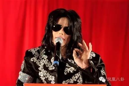 手势暗藏神秘代码、顶级明星纷纷效忠？娱乐圈竟还隐藏着神秘组织