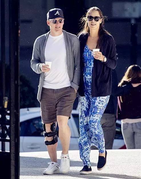 网坛最美的伊万嫁人了，这是“小猪”欧洲杯出局后最开心的时刻！