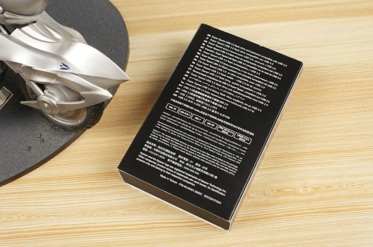 主打安全加密,宇瞻指纹识别U盘H650开箱