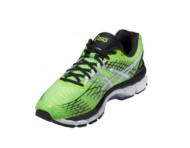 型男健身腹肌,健美肌肉男是靠练出来的吗